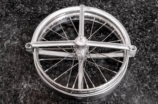 Model Factory Hiro 1/9 motorcycle kit K621 Vincent Black