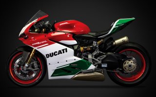 Pocher 1/4 model kit HK117 Ducati 1299 R Panigale Final Edition