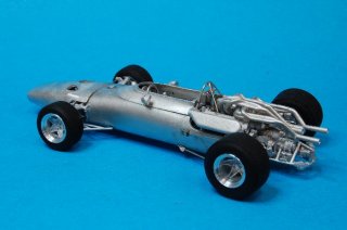 Model Factory Hiro 1/43 car model kit K425 Ferrari 312 F1 (1967) Version B