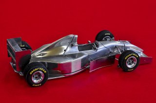 Model Factory Hiro 1/43 car model kit K779 McLaren MP4/8 (1993) Version A