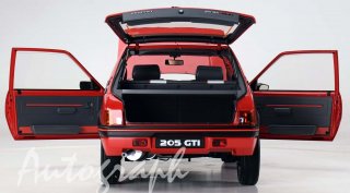 IXO 1/8 Car model kit Peugeot 205 GTI (1984)