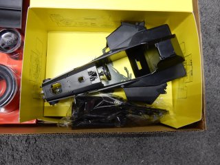 Customer Sale: 1/8 car model kit Rosso Ferrari 643 WRX incl. Grade up