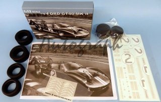 Magnifier US Sports Car - früher Trumpeter 1/12 Automodellbausatz Ford GT40 MKII Le Mans Sieger (1966)