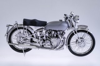 Model Factory Hiro 1/9 K567 Motorradbausatz HRD Vincent Black Shadow (1948)